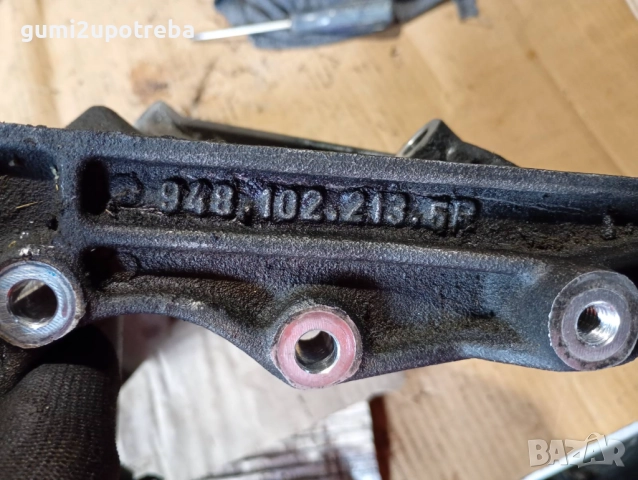 Държач Бракет Тампон Двигател 9481022135R Porsche Cayenne S 4.5 2005г 9PA, снимка 5 - Части - 52006561