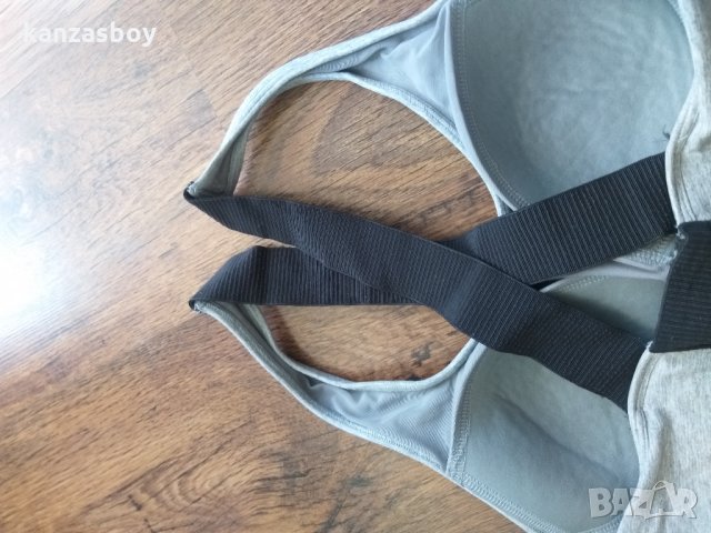 calvin klein sport bra - страхотно бюстие, снимка 4 - Корсети, бюстиета, топове - 33634750