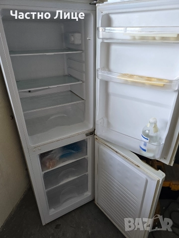 Хладилник с фризер Crown, снимка 3 - Хладилници - 52647000