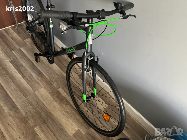 Pinnacle Neon 1x8 скорости,  гуми 28'', Лек градски хибриден велосипед, снимка 3 - Велосипеди - 53348714