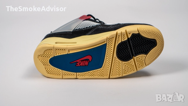 Обувки Nike Jordan 4 Retro Union Off Noir, снимка 5 - Маратонки - 52173916