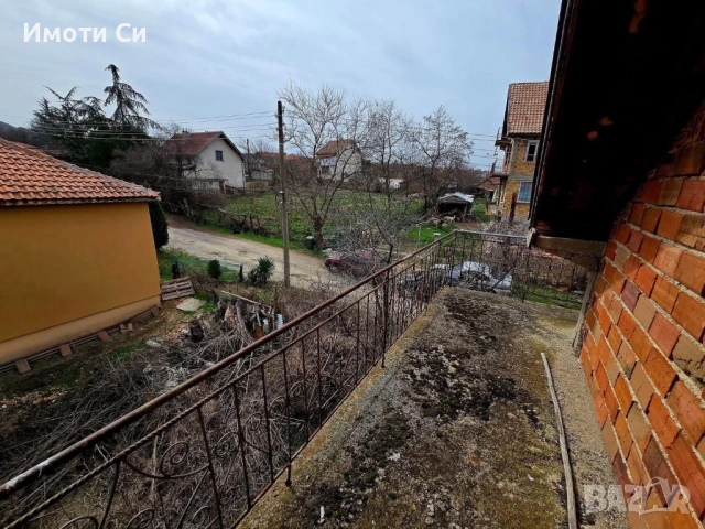 Триетажна къща, снимка 4 - Къщи - 52321000
