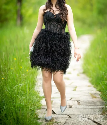 Абитуриенска рокля