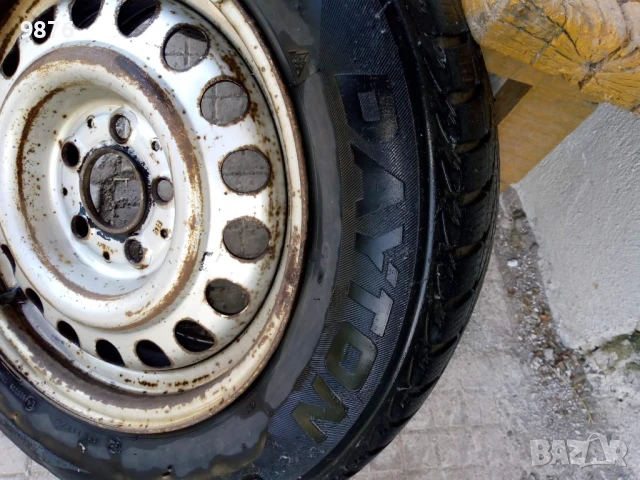 Четери броя гуми за Мерцедес , снимка 3 - Гуми и джанти - 50714162