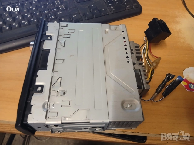 Авторадио Pioneer DEH-1600UBA, снимка 2 - Аксесоари и консумативи - 53523520