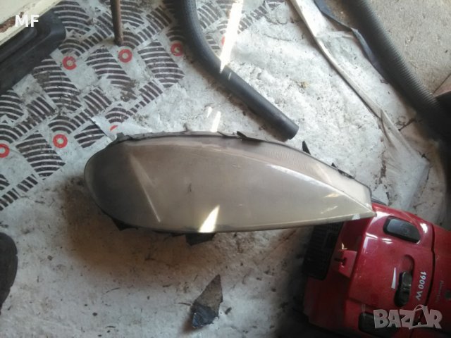 Фарове стопове мигачи халогени огледала капачки за ретро коли, снимка 12 - Части - 23924285