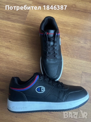 Нови мъжки кецове Champion 44 номер