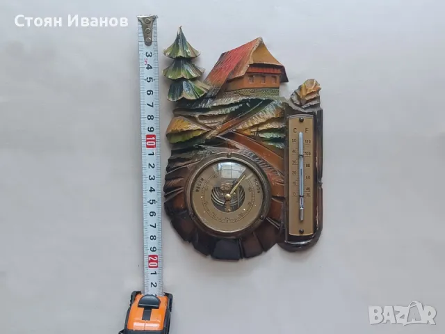 Немска метеостанция барометър със термометър дърворезбаа, снимка 4 - Антикварни и старинни предмети - 48235889