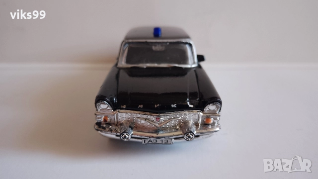 ГАЗ-13 "Чайка" Госбезопасность СССР Autotime 1:43, снимка 7 - Колекции - 52443440