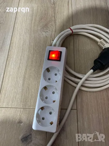 Разклонители с 3 и 4 гнезда и ключ, снимка 11 - Разклонители и удължители - 48924634