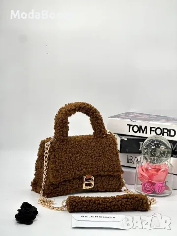 Balenciag🅰️ дамски плюшени чанти Различни цветове , снимка 7 - Чанти - 48618035
