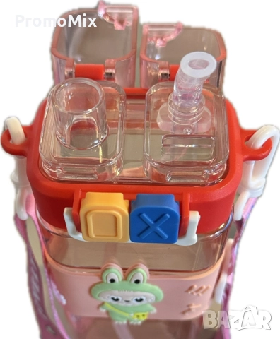 Детска бутилка Labubu 600 мл Лабубу шише регулируема презрамка Детско червено шише за вода Лабубу, снимка 3 - Прибори, съдове, шишета и биберони - 51568051