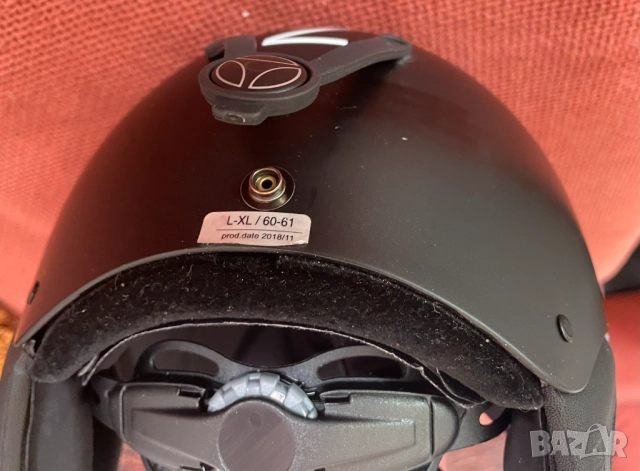 Нова раздвижна италианска каска MOMODESIGNмоделKOMET 18 black/white matразмер L-XL 59-60, снимка 6 - Зимни спортове - 51744074