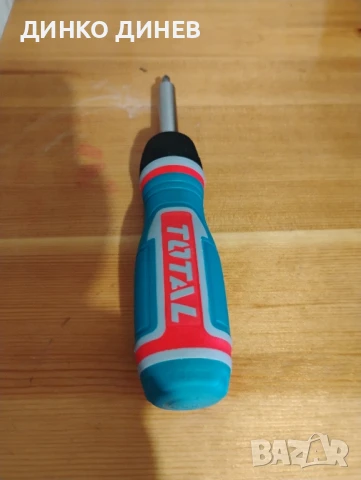 Отвертка-Тречотка с накрайници