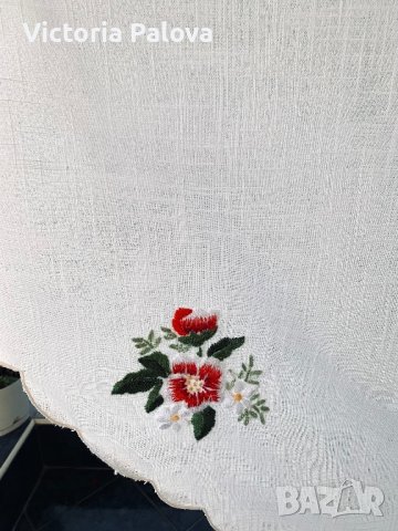 Голяма кръгла покривка с бродерия, снимка 5 - Покривки за маси - 43551081