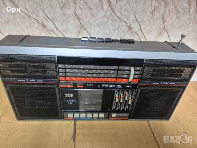 Радиокасетофон ITT Touring 320, снимка 3 - Радиокасетофони, транзистори - 52110408