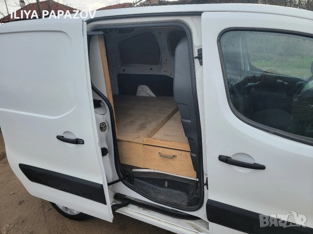 Peugeot Partner, снимка 10 - Автомобили и джипове - 53090054