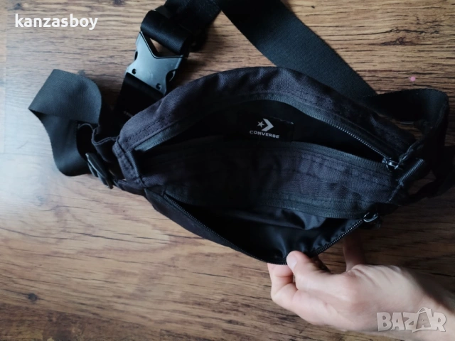 converse - спортна чанта-паласка, снимка 8 - Чанти - 53470679