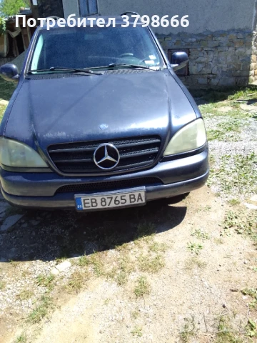 Джип Мерцедес МЛ320, снимка 2 - Автомобили и джипове - 51043547