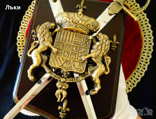 Пано за стена герб с корона,лъв,меч., снимка 4 - Пана - 38493345