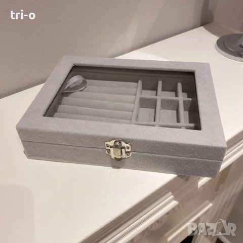 Сива кадифена кутия за съхранение на бижута със стъклен прозорец и органайзер, снимка 3 - Други - 43391847