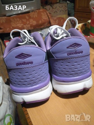 Дамски маратонки, снимка 3 - Маратонки - 28016346