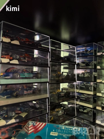 продавам колекция F1- Minichamps и Spark 1.43 от 1974 до 2025 г., снимка 12 - Колекции - 53187895