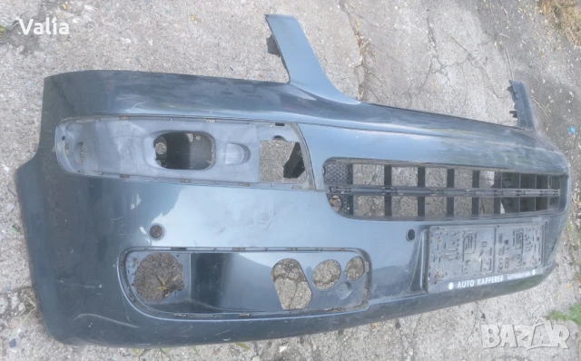 предна броня VW Transporter T5, снимка 2 - Части - 50998262