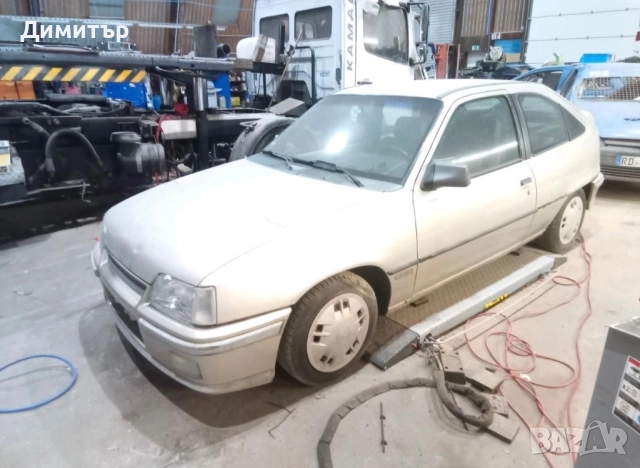 Opel Kadett GSI 8V, снимка 4 - Автомобили и джипове - 52740559