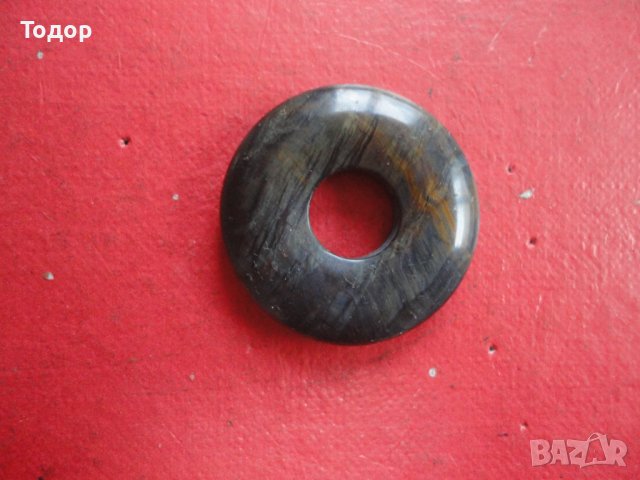 Минерал камък медальон , снимка 2 - Колиета, медальони, синджири - 43972374