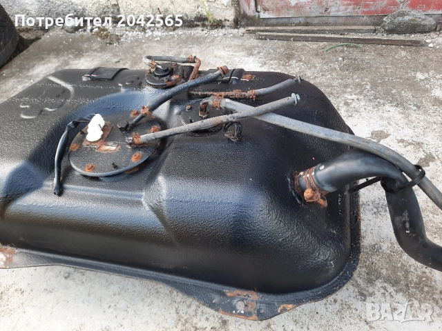 Резервоар за Сузуки Гранд Витара , снимка 3 - Части - 51852218