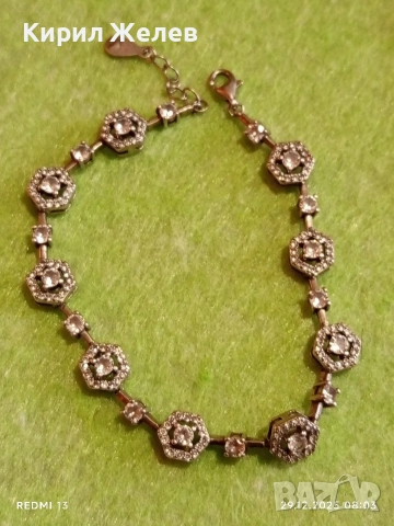 Сребърна гривна обсипана с цирконий който озаряват бижуто с изключителен блясък и сияйност 40565, снимка 9 - Гривни - 52924764