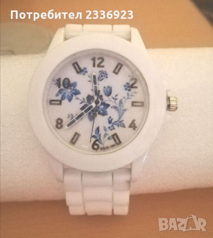 Дамски часовник , снимка 2 - Дамски - 27468664