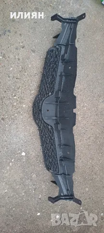 решетка за Toyota Auris 2007 2008 2009 , снимка 3 - Части - 50417761