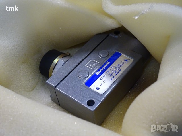краен изключвател Honeywell BZE7-2RN-PG limit switch, снимка 9 - Резервни части за машини - 37247872