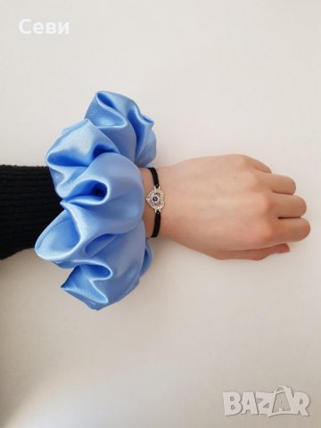 Скрънчи + гривничка, снимка 13 - Бижутерийни комплекти - 32678132