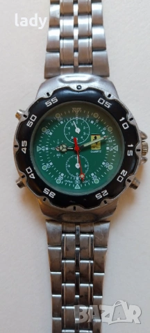 Часовник Ferrari. Не работи, голяма е вероятността да е нещо съвсем дребно за ремонт.