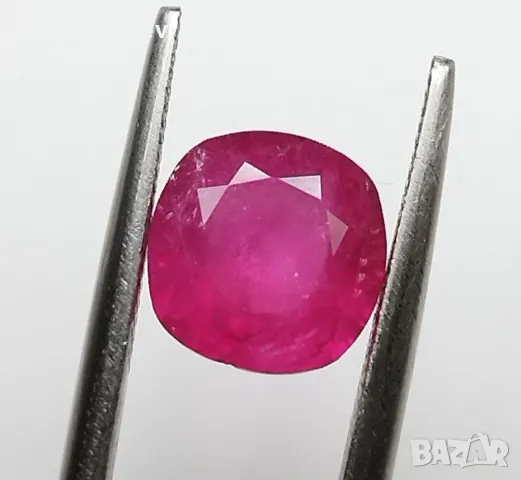 Естесвен рубин в разкошен цвят с перфектна форма и тегло 2.22кт.! Нов!, снимка 4 - Други - 48293260