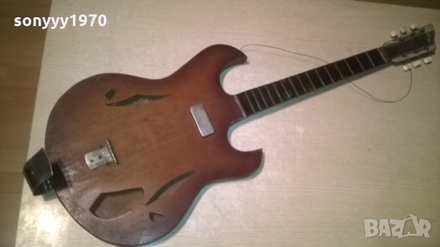 електрическа китара-97х35х3см-внос холандия, снимка 1 - Китари - 27811301