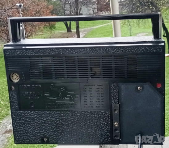 90 🎶 VEF-206 – Ретро радио със съвременно звучене 🎶, снимка 3 - Антикварни и старинни предмети - 52685438