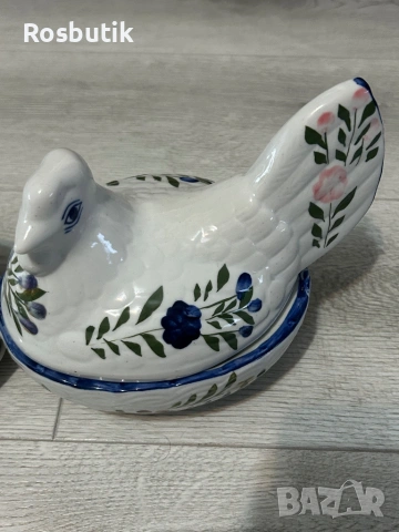 Порцеланов комплект за яйца , снимка 2 - Прибори за хранене, готвене и сервиране - 53323402