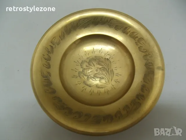 № 7887 стар малък метален / месингов съд  - диаметър 12,5 см , височина 4,5 см, снимка 4 - Други ценни предмети - 49157214