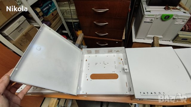 Paradox метална кутия за СОТ централа - 8 бр., снимка 4 - Други - 44120249