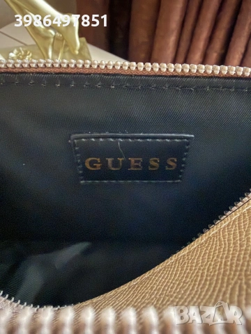 Дамска чанта Guess Нова, снимка 3 - Чанти - 53529066