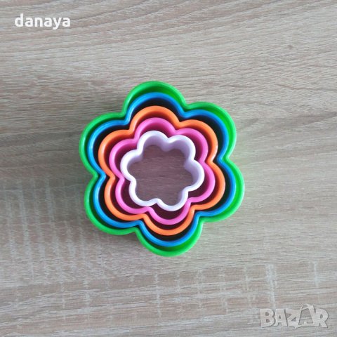 573 Формички за сладки цвете резци за тесто бисквити курабии 5бр в комплект, снимка 9 - Форми - 35105892