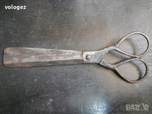 голяма кована абаджийска ножица с маркировки, снимка 1 - Антикварни и старинни предмети - 38768930