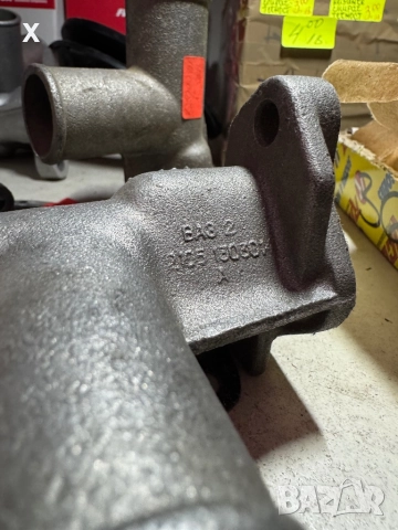 ТРОЙНИК БЛОК ВОДНА ПОМПА ЛАДА ВАЗ 2105-1303014 НОВА, снимка 2 - Части - 52719994