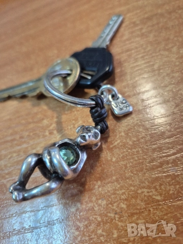 само днес:) ключодържател Uno de 50