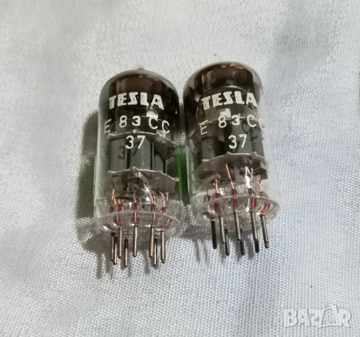 Радио лампи E83CC Тесла