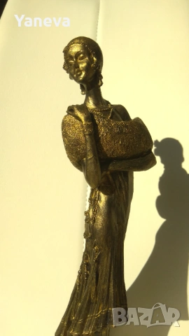 Статуетка на изискана дама в стил Art Deco . , снимка 5 - Статуетки - 53157283